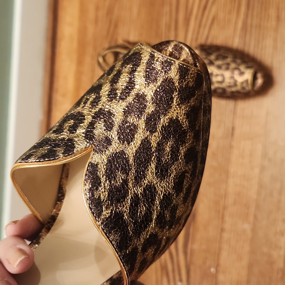 Kate Spade Metalic Copper Animal Print Block Heel Shoes NEW 9.5 - Picture 3 of 12